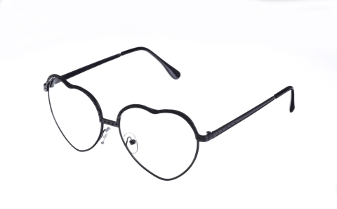 Black heart shaped glasses _8, 9.99 Euro, 16.90 CHF, 39.90 PLN