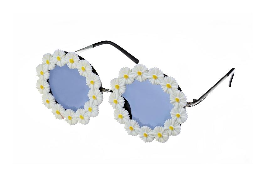 Daisy Sunglasses _10, 12.99 Euro, 22.90 CHF, 51.90 PLN-005-2014-07-15 _ 21_38_42-80