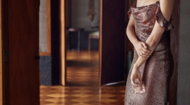 Wyjątkowa chwila – zatrzymaj ją na zawsze! LIFESTYLE, Uroda - AVON Eve Elegance - nowy zapach z kolekcji sygnowanej przez Małgorzatę Kożuchowską, stworzony po to, by uchwycić i zachować każdą chwilę.