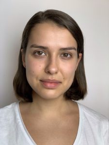 3A Modelowanie kształtu twarzy, konturowanie i modelowanie owalu twarzy kosmetykami do makijażu