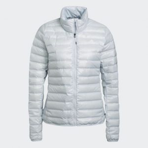 KURTKA DAMSKA ADIDAS VARILITE DOWN JACKET dostępna w GO Sport 399,99 zł Outdoor’owe aktywności. Co i jak ćwiczyć na zewnątrz jesienią?